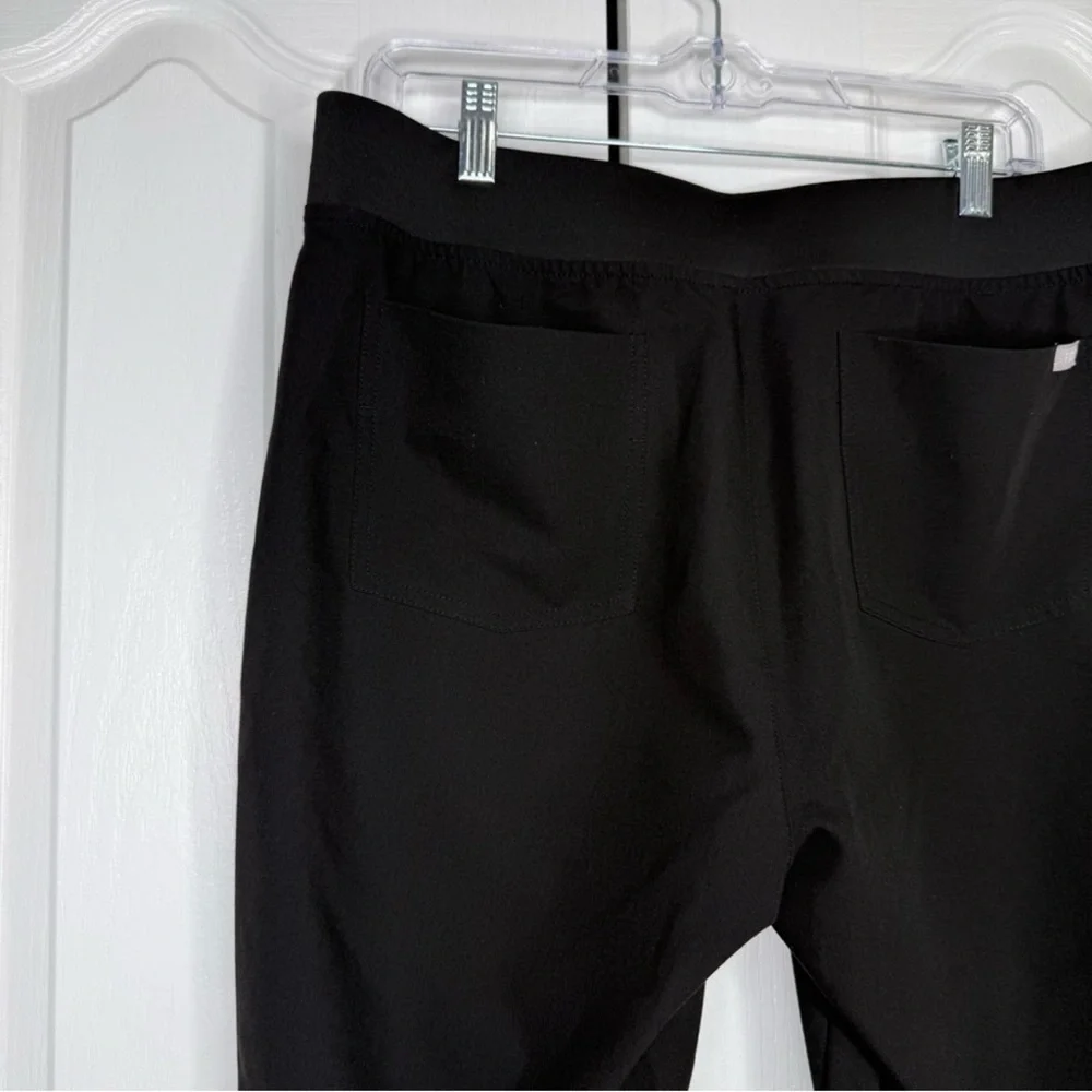 FIGS Zamora Jogger Scrub Pants – Bundle of 8 pairs, all in black, size Large. - Picture 11 of 11